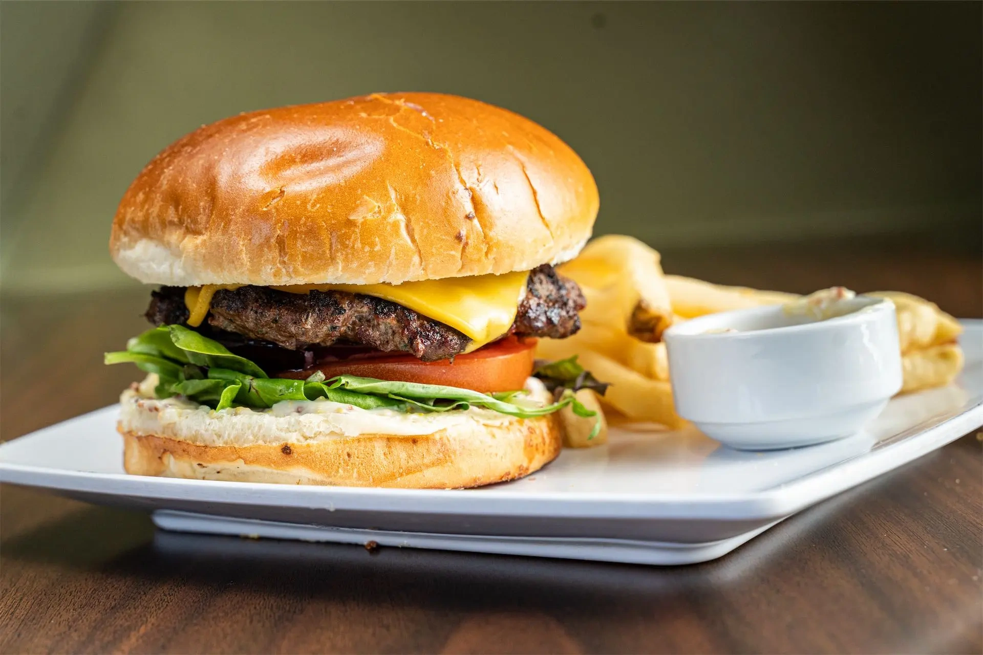 Burger w/ Fries